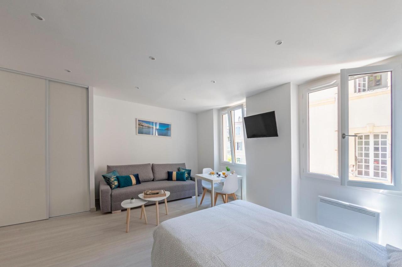 Studio Lumineux Place De Lenche Panier Marseille Bagian luar foto